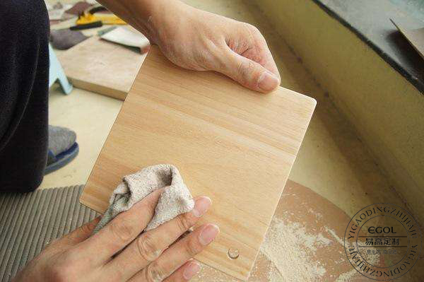  夏天，實(shí)木家具應(yīng)該如何保養(yǎng)