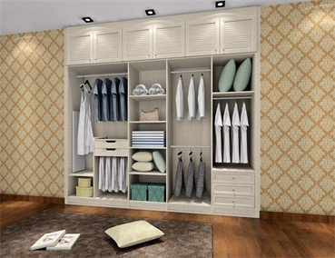 五一即將來臨，選個(gè)定制衣柜送給自己