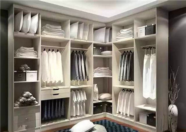 定制衣柜價格高的原因在哪？